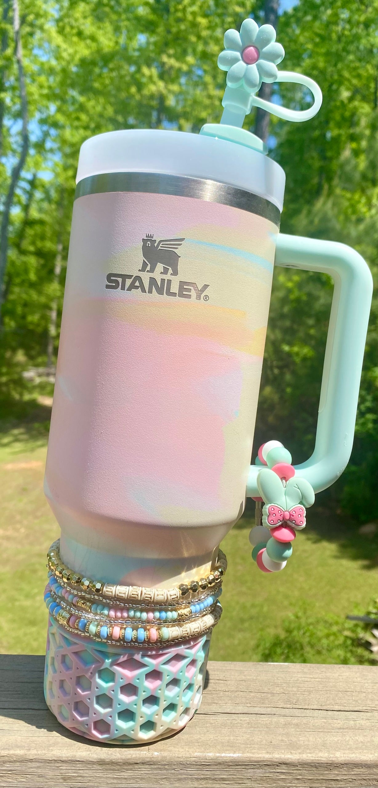 Mint Green Flower w/Pink Center Straw Topper