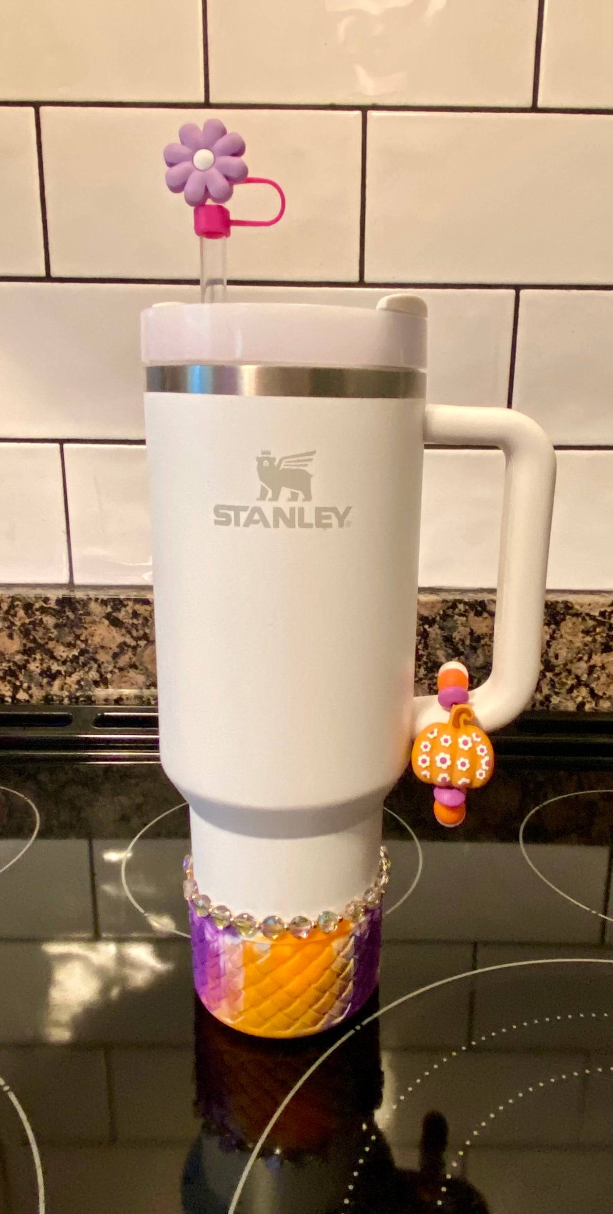 Purple Daisy Flower w/White Center Straw Topper