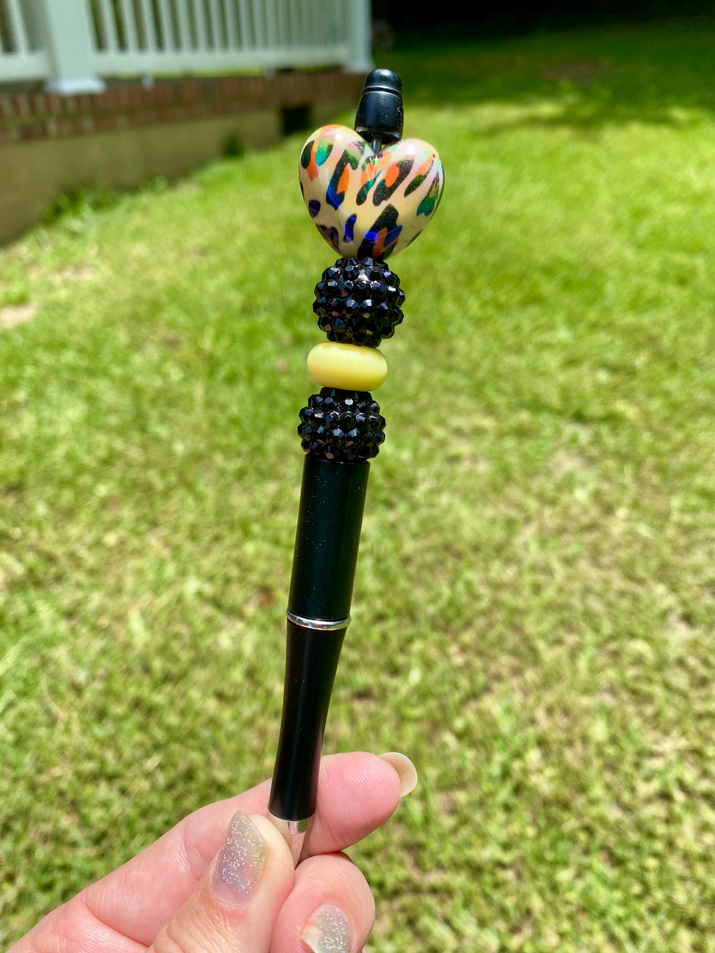 Leopard Print Heart Acrylic Beaded Pen